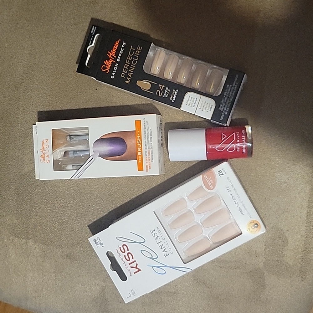 Nail Bundle